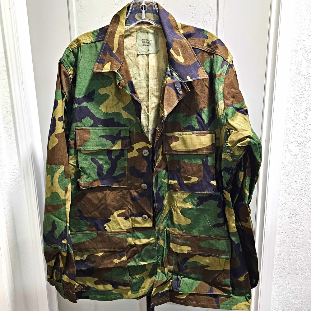 US Military BDU Woodland Camo Coat Medium Long 8415-01-184-1331 NWOT
